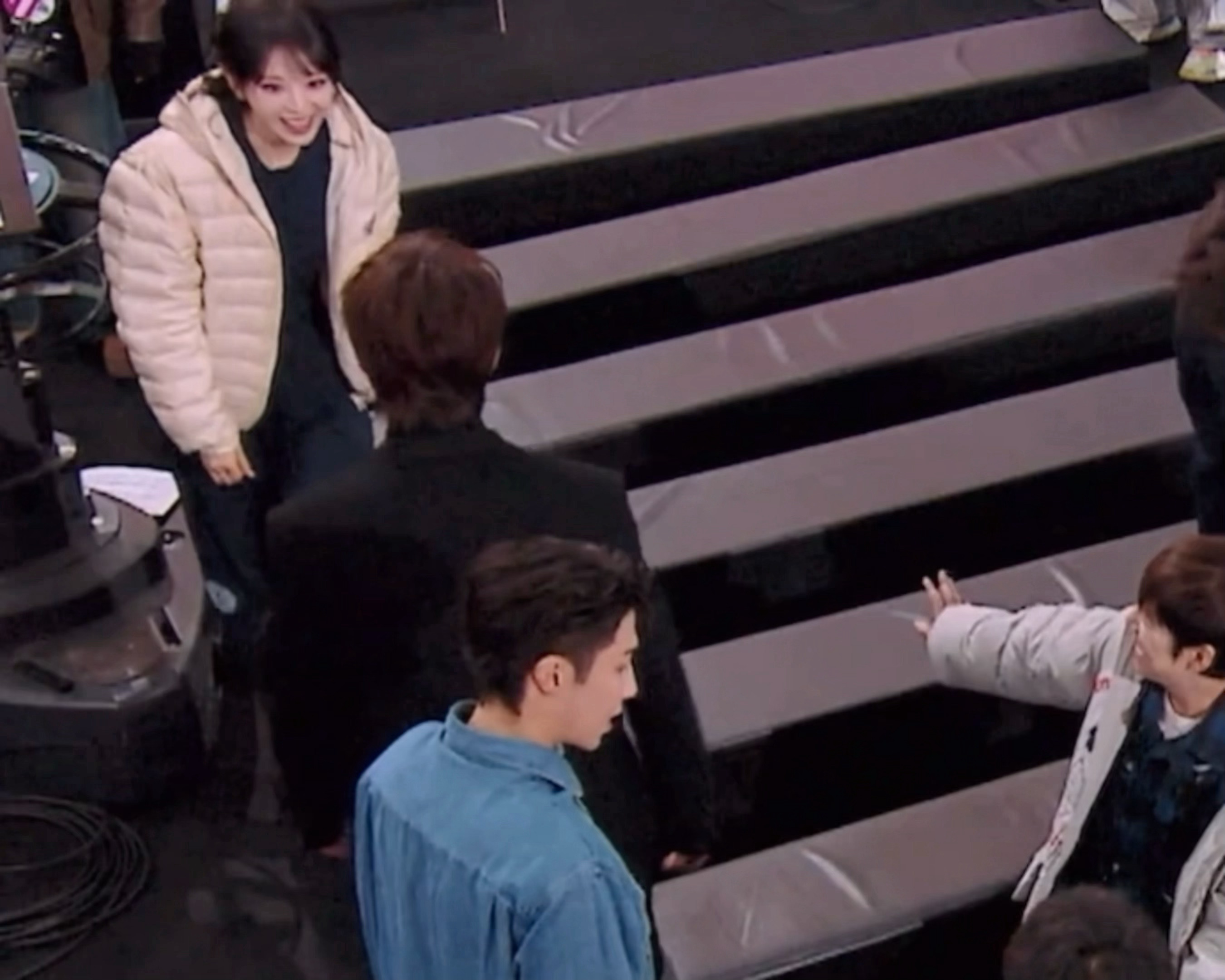 小田同学的声音真甜田曦薇