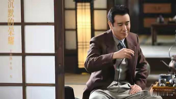 “熟面孔”于和伟为什么让观众心甘情愿看了又看？
 
      没人能拒绝于和伟