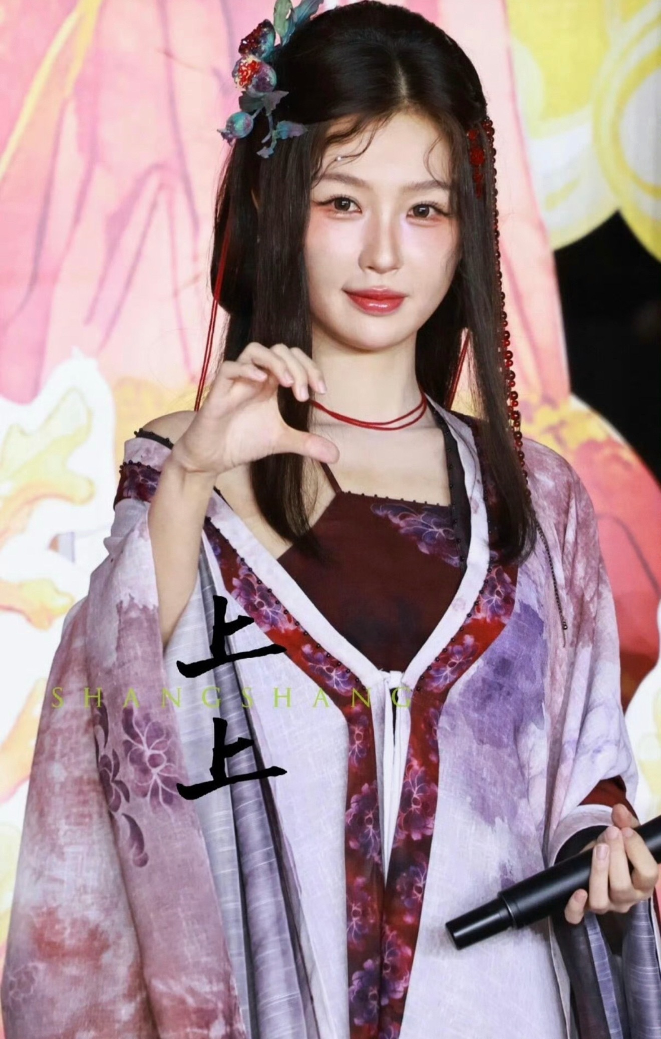 也不怪窝鱼爱戴口罩，确实对普通人也很友好，挺提升氛围感的… 