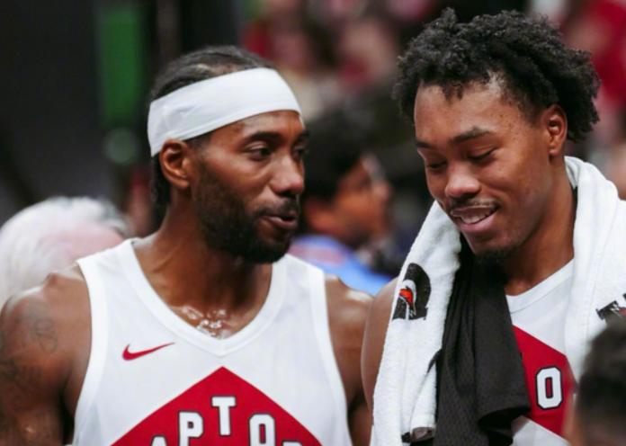 NBA常规赛，猛龙对阵奇才的比赛中，出现了非常奇葩的一幕。第四节比赛还剩下6分钟