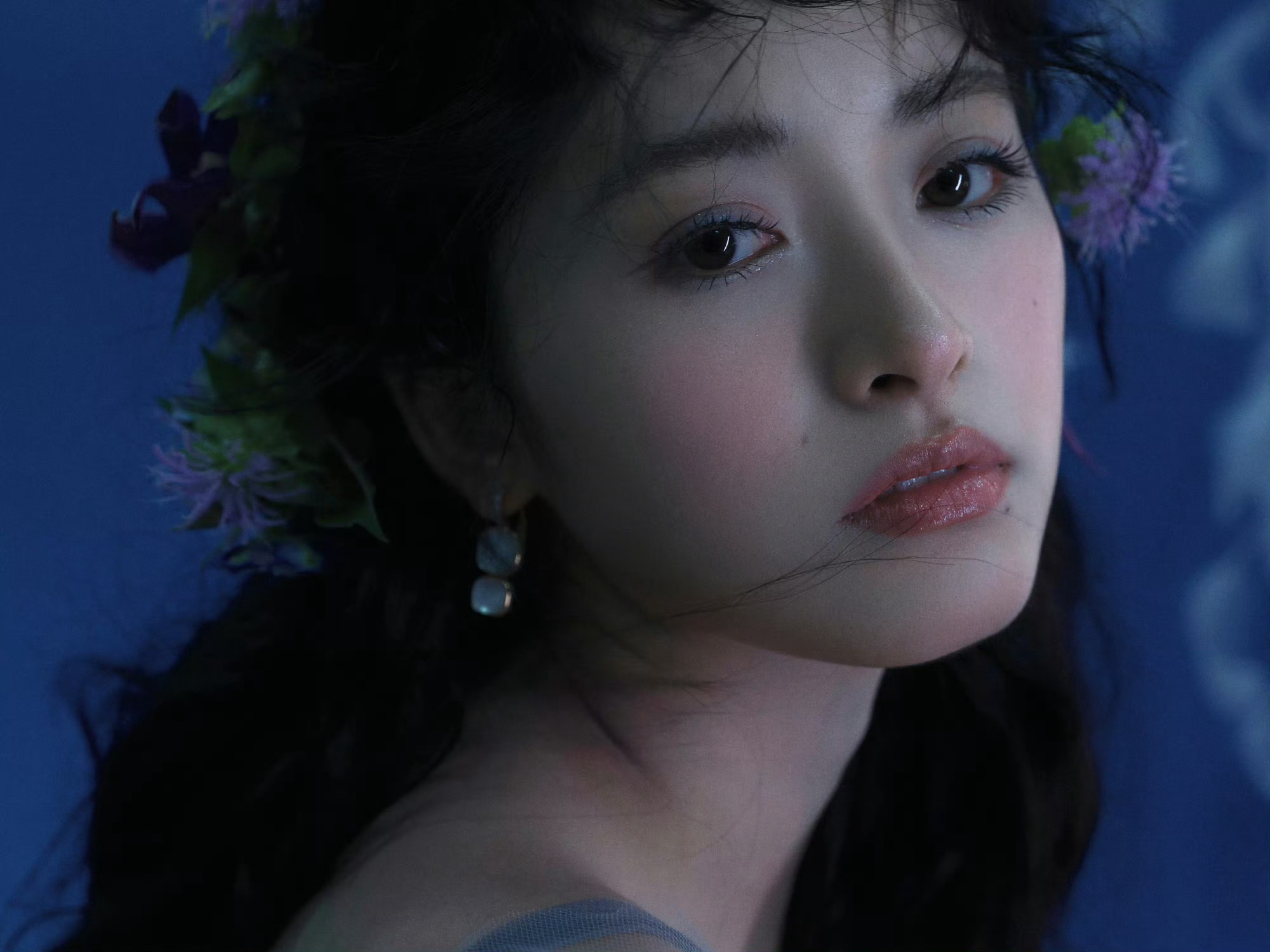 #沈月羽毛仙子##沈月蓝色眼妆#怎么这么漂亮 ​​​