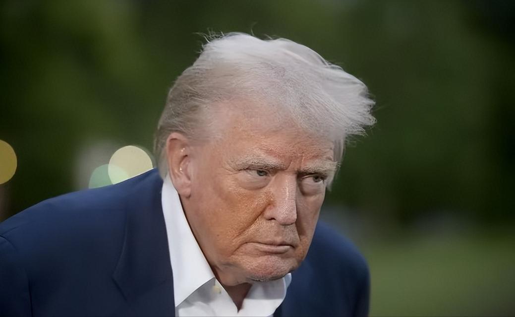 前脚美国刚在海上抢了中国石油、扣了咱的船，后脚中国就朝美国军工企业挥出制裁大棒—