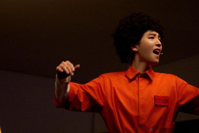 王俊凯话剧日常照王俊凯盛装年青世界的重量王俊凯话剧日常照,王俊凯盛装年青世界的重