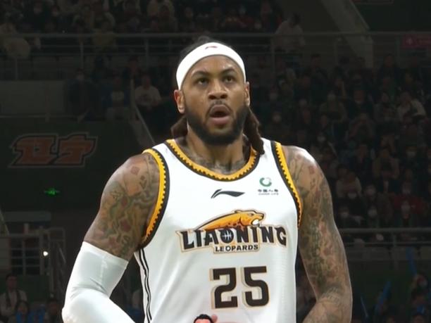 CBA最新消息：据辽宁男篮球员莫兰德在社媒上向球迷们道歉：“今晚的观众们太棒了！