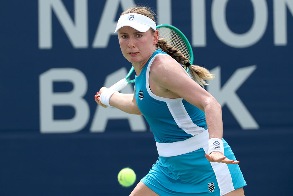 亚历山德洛娃挑落世界第一💥WTA1000多伦多站，亚历山德洛娃7-6(3)/4