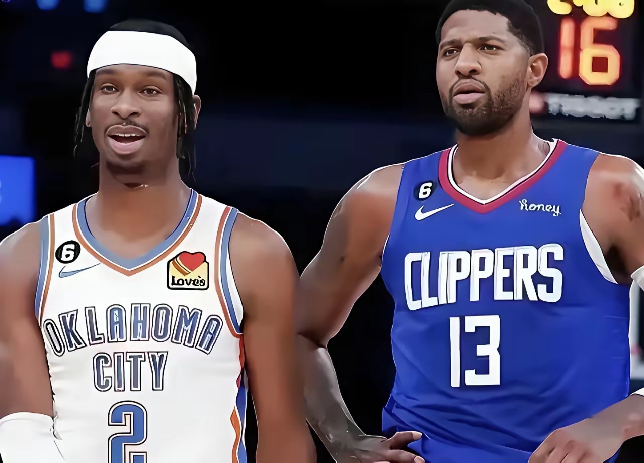 杀人诛心！快船在前面输得越惨，雷霆则在后面笑得越欢。​2019年夏天快船为了得到