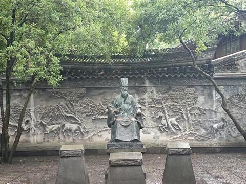 @讲好中国文化十几年前读余秋雨的文化苦旅，才知道了天一阁，自此心驰神往，今日一游