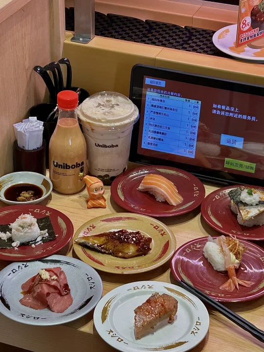 郎8r焦糖鵝肝真的吼吼吃（一人怒干三碟