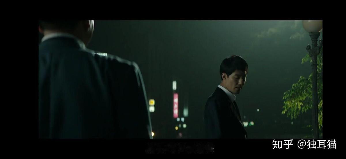 巴基斯坦在中东的动作，很多人一开始没当回事。结果前脚刚送去一万人，后脚，又悄无声