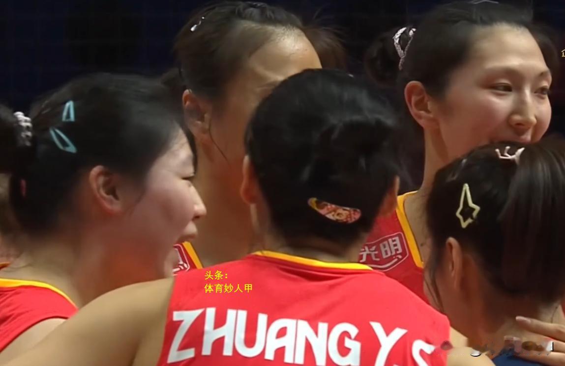 火到国外去了！外国媒体大赞中国女排16岁小将：太出色了，比罗贝塔还好。
万万没有
