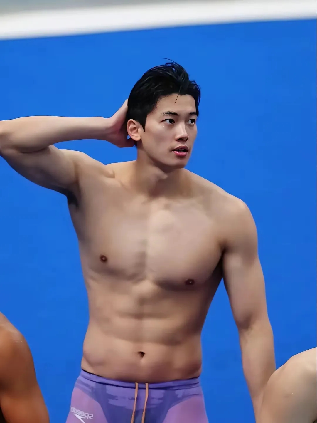 汪顺鼓励年轻运动员敢于亮剑 汪顺31岁依旧能打，当他带腰伤拼下第19金鼓励年轻运