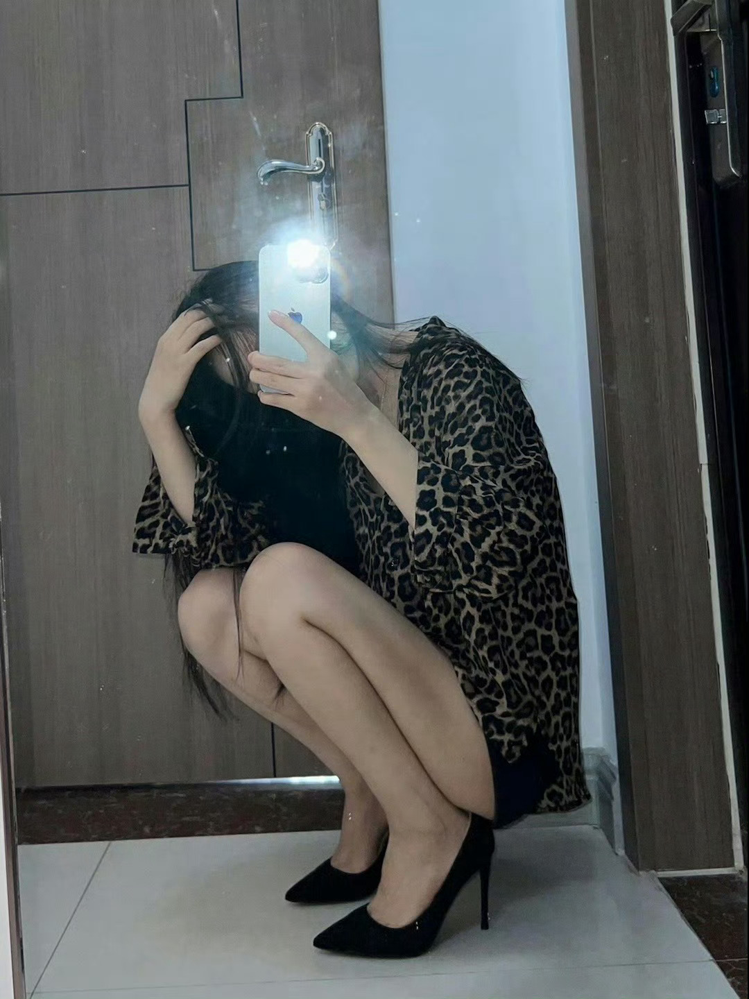 请系好安全带 因为通往真爱的路上有些颠簸 