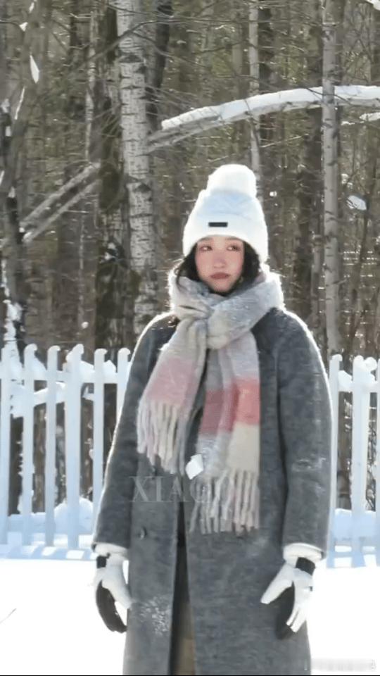 关晓彤今日综艺路透 