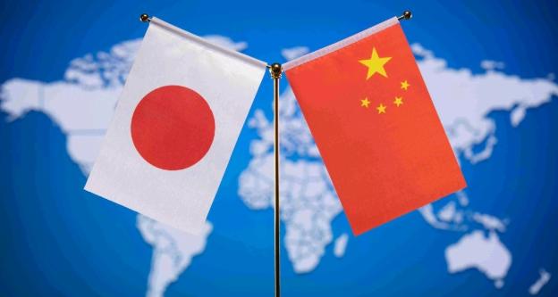 在自民党大胜之后，日本记者安田峰俊表示，中国只能自己给自己找台阶下！
 
麻烦看