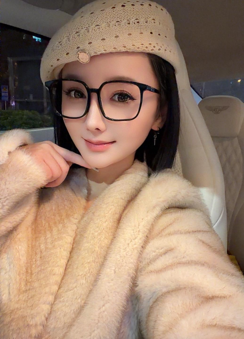 一个人进步最快的时候，不是顺风顺水的那几年，而是在她无依无靠，失去安全...