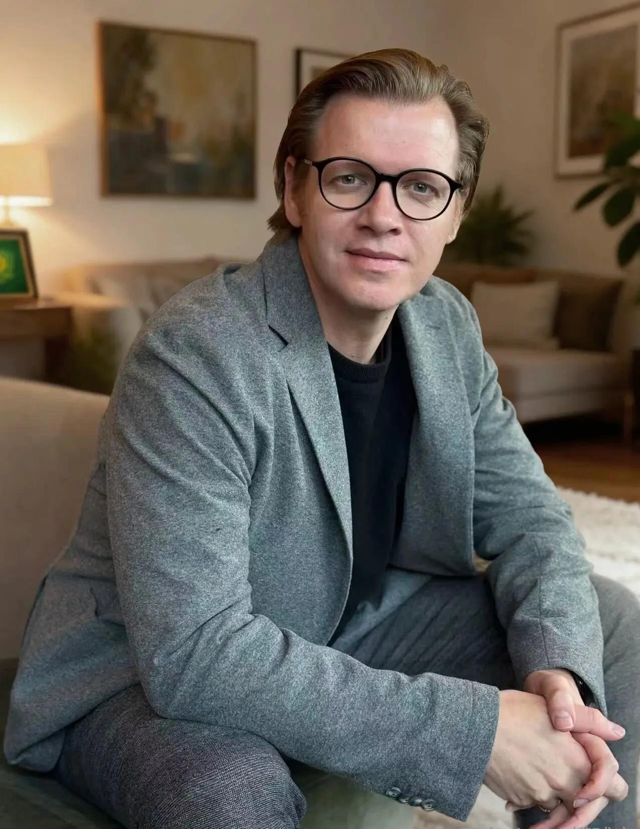 国安官宣李明卸任总经理，结束了在国安的9年主管生涯。
国安新任体育总经理马永明，