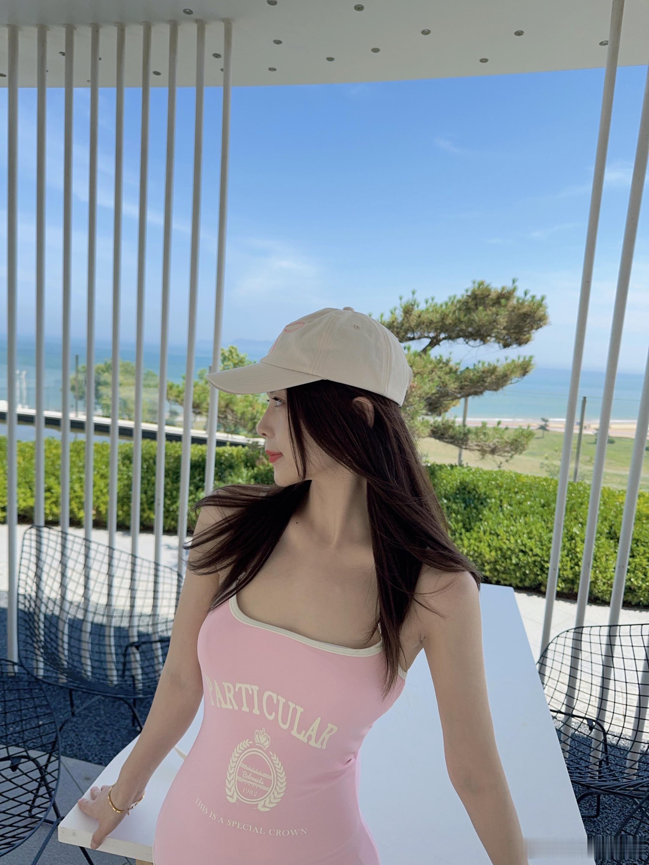 蜜桃味的夏天