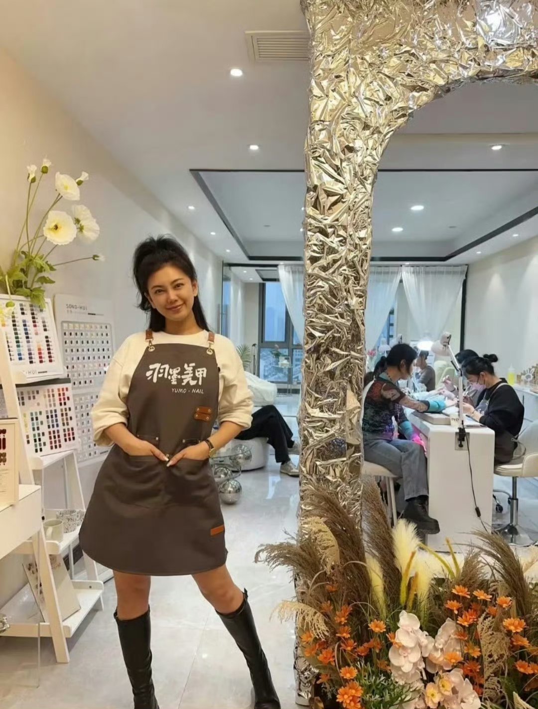 《爱情公寓》里的秦羽墨——赵文琪，现实开美甲店被骗，没想到现实中也这么符合羽墨的