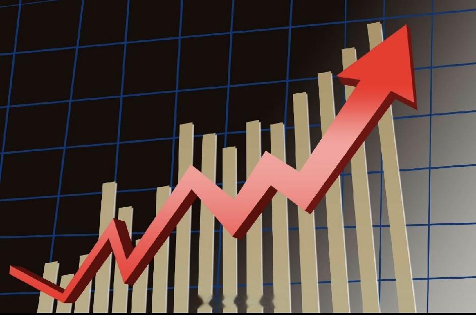 最近猴价涨疯了刷得满屏都是。你敢信？以前没人正眼瞧的实验食蟹猴，现在身价直接逆天