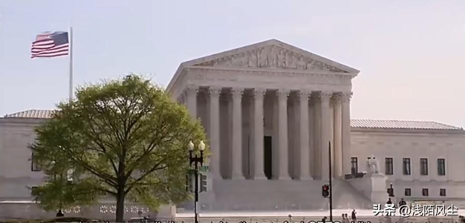 美国最高法院8:1裁定：科罗拉多州禁止“性倾向扭转治疗”法案违宪。