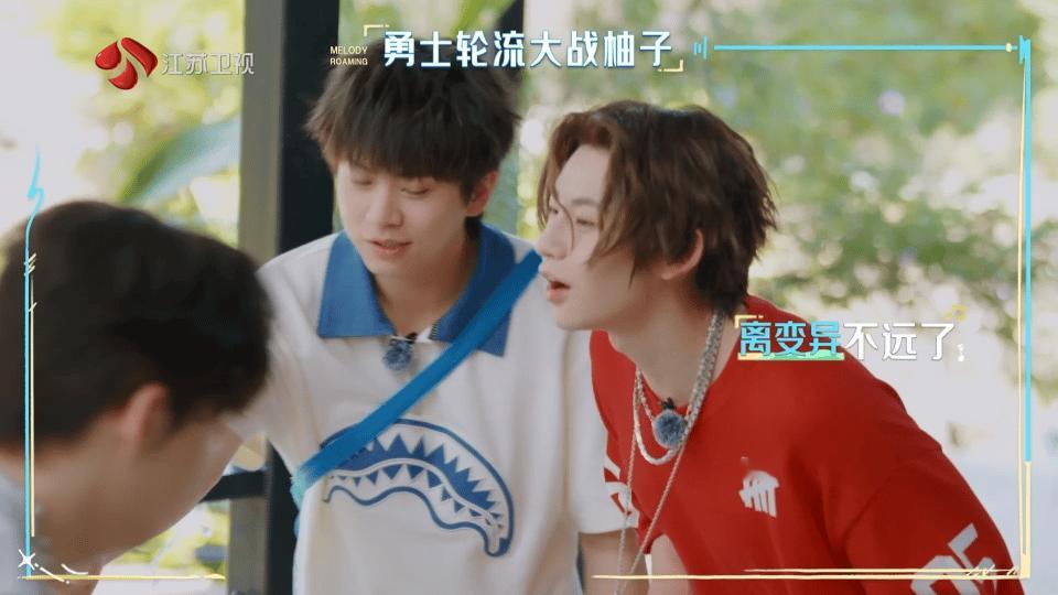小鬼说武艺是大腕儿，没想到武艺看起来可爱实际是个力量担当 ​​​