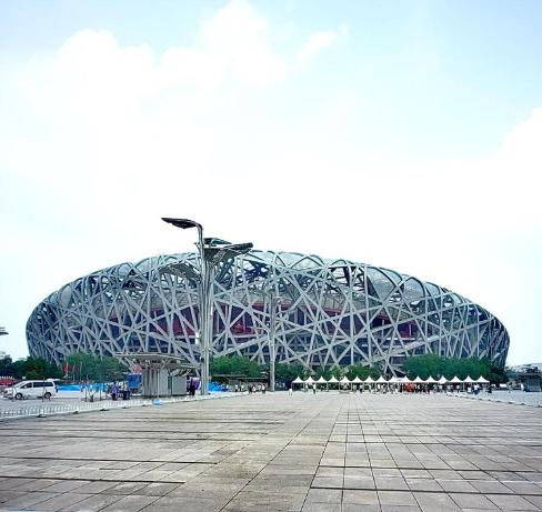 “鸟巢”真该拆除吗？2003年开工、约34亿级投入坐镇北京黄金地段，每年维护约8