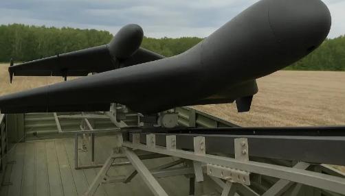 俄军远程无人机昨天夜间几乎毫不费力地击中了乌克兰敖德萨州的预定目标。乌克兰专家在