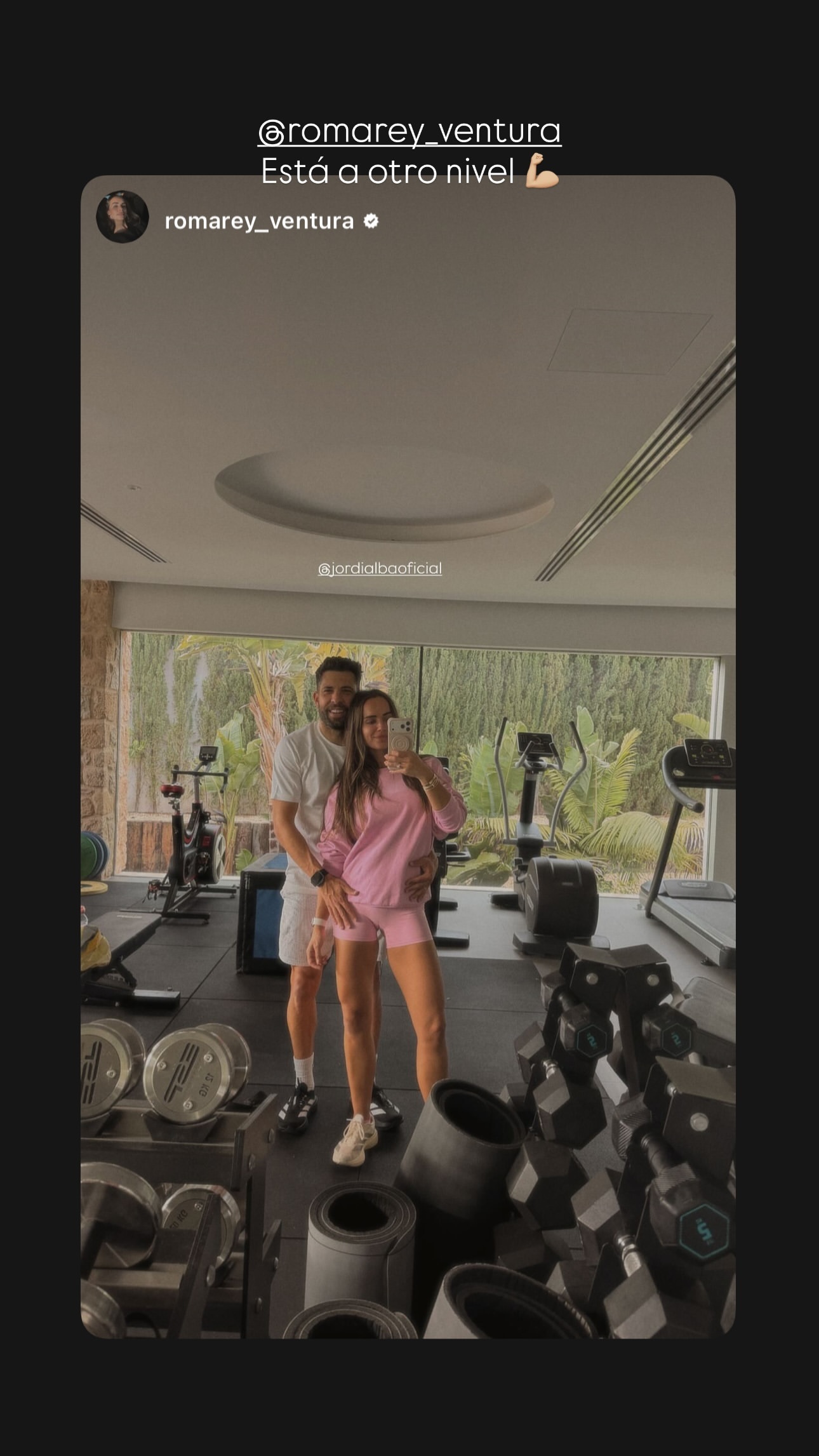 阿尔巴转发妻子罗玛丽的快拍❤️好久不见，幸福就好迈阿密国际