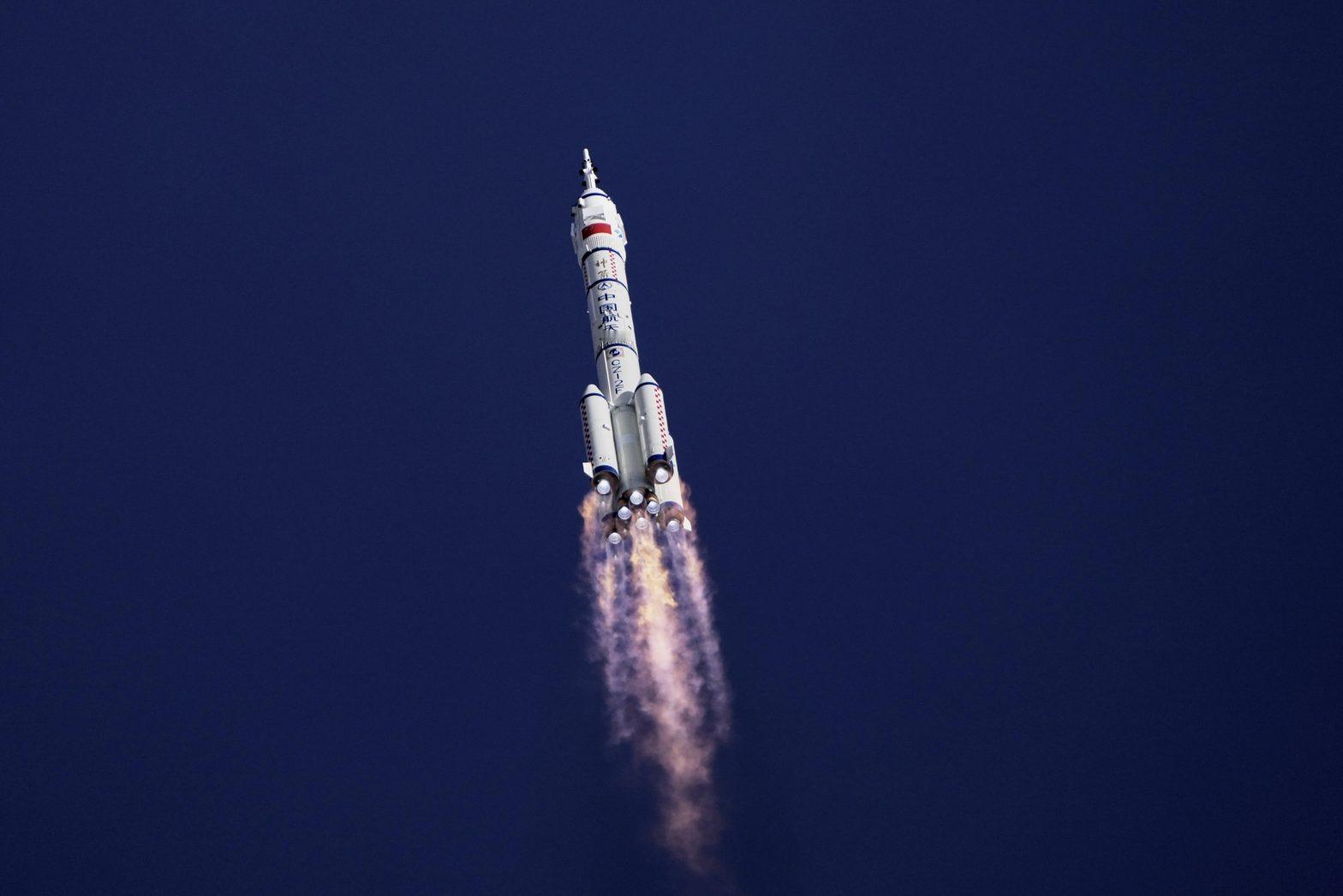 神二十乘组这得算加班了吧