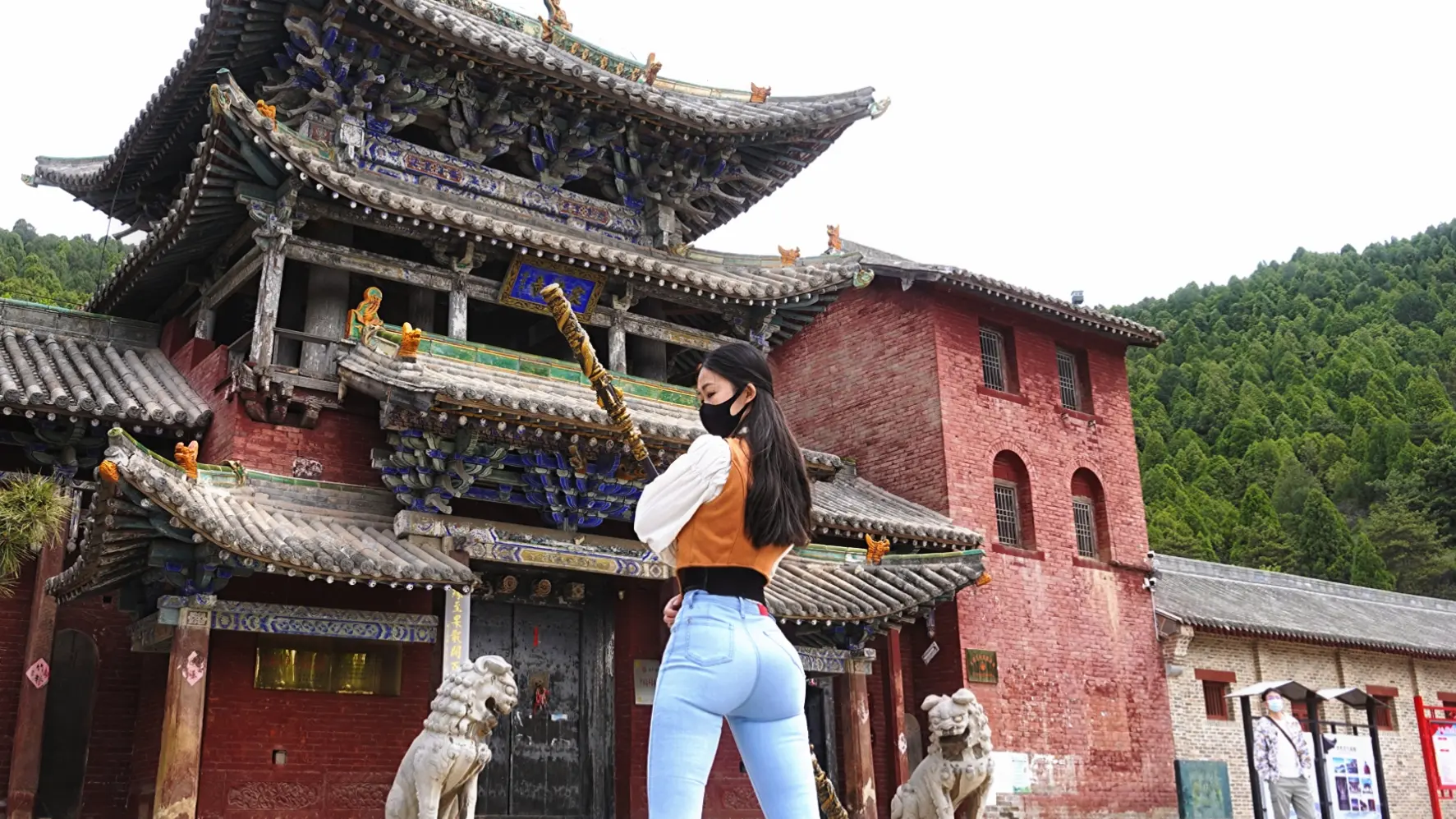 心锁自解，方见山河无界
