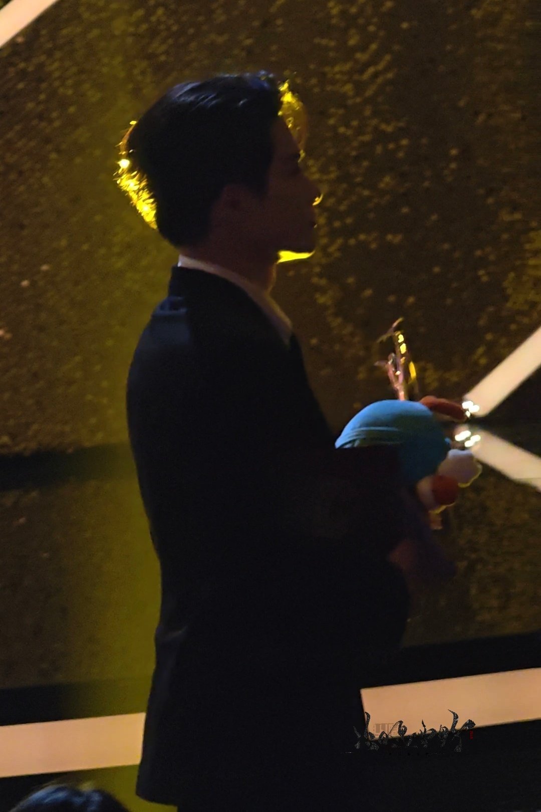 恭喜檀健次获得金鹿最佳男演员奖🏆檀健次金鹿奖最佳男演员 你值得  最好的请沿着