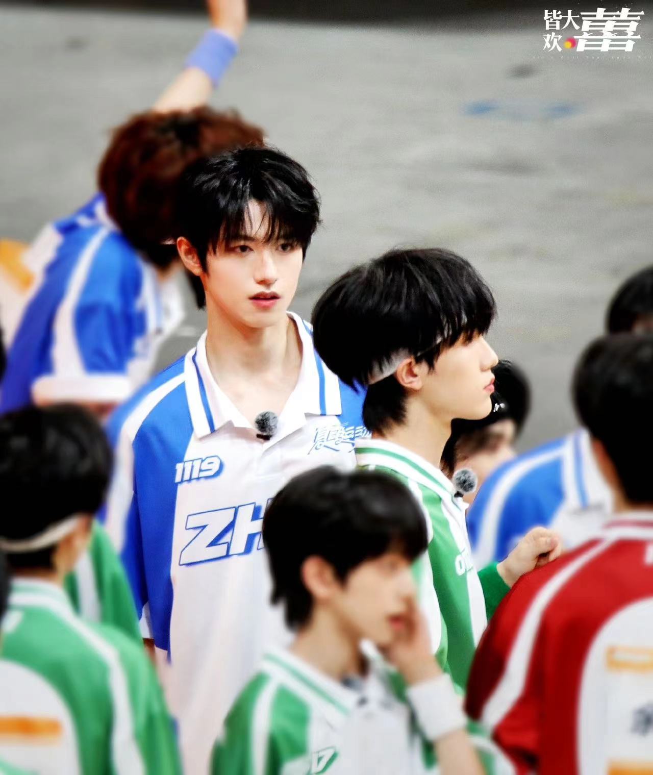#朱志鑫苏新皓后采谈对手#不愧是唱跳全能的男孩，你俩大概就是对方最大的竞争对手吧