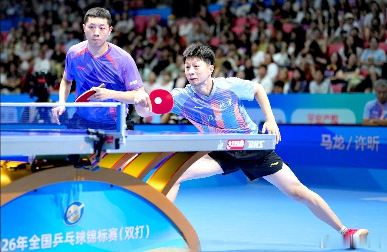 马龙许昕晋级四强龙蟒组合3-2险胜晋级四强！老将底蕴让人叹服2026全国乒乓球锦