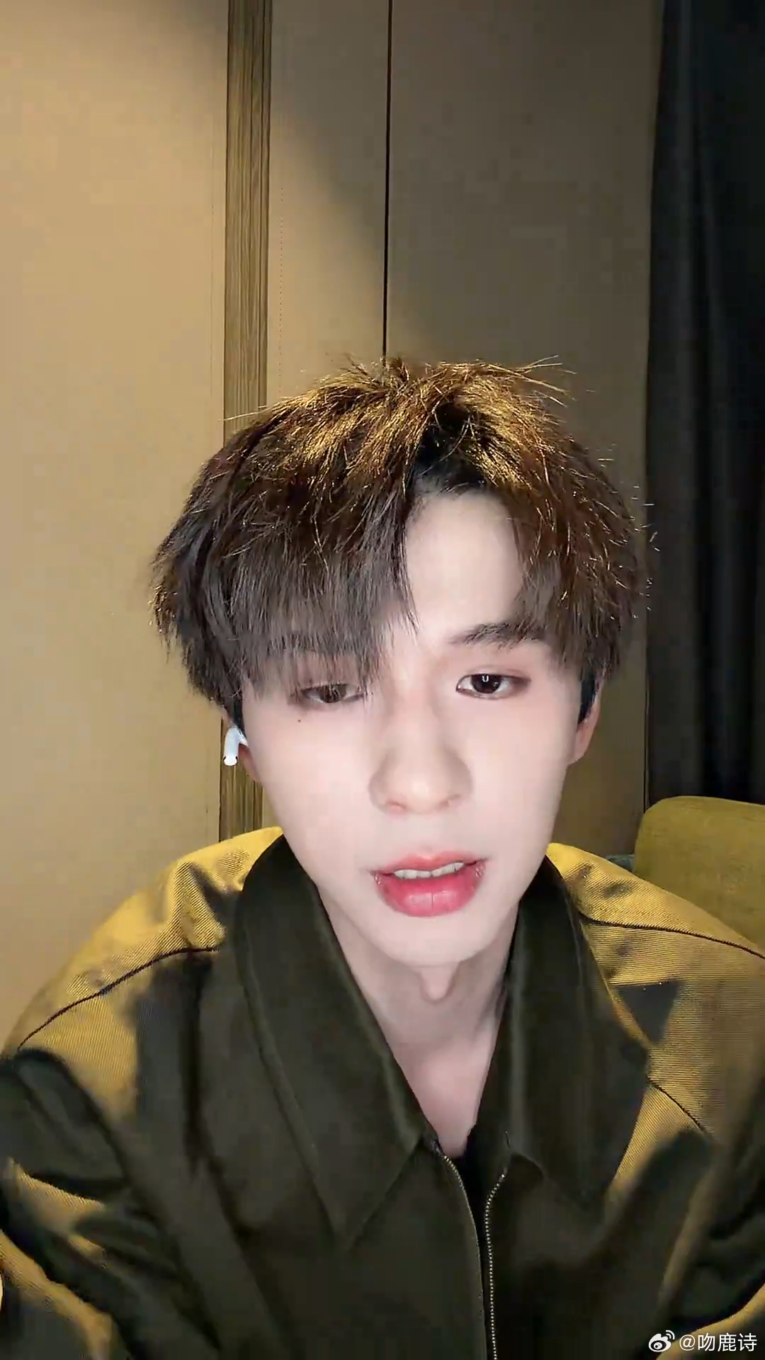 何浩楠直播 谁还没看何浩楠直播，又帅又可爱，北京音乐节必须去现场应援 