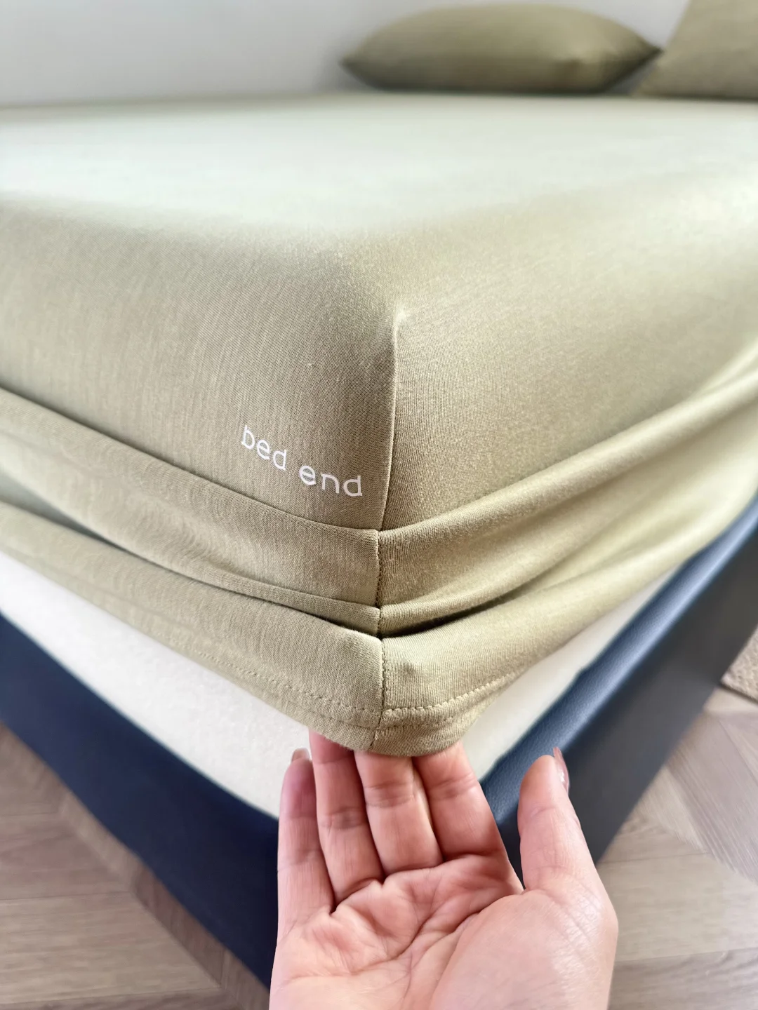 终于，我买到了怎么睡都不跑的床笠🛏️