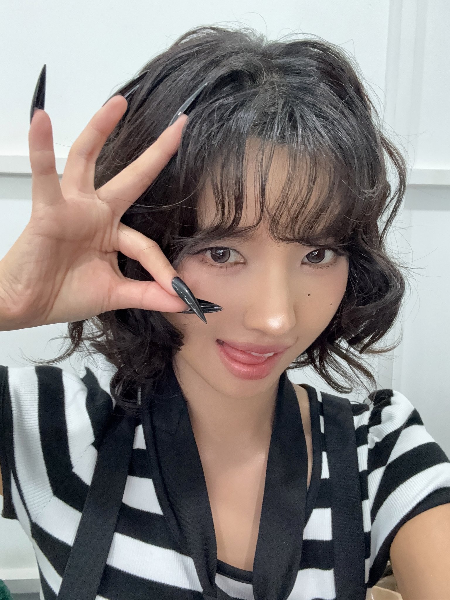 idle组合[超话]田小娟全能ACE💛GodSSo料理鼠王260918 官方X