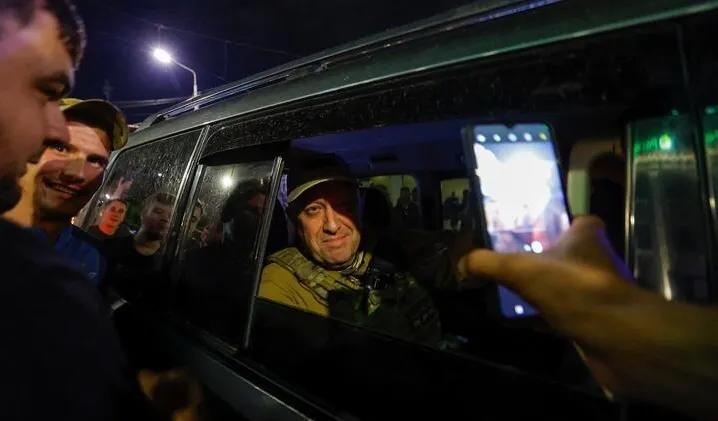 瓦格纳撤军了，在距离莫斯科不到200公里的地方撤退了。普里戈任接受了白俄罗斯总统