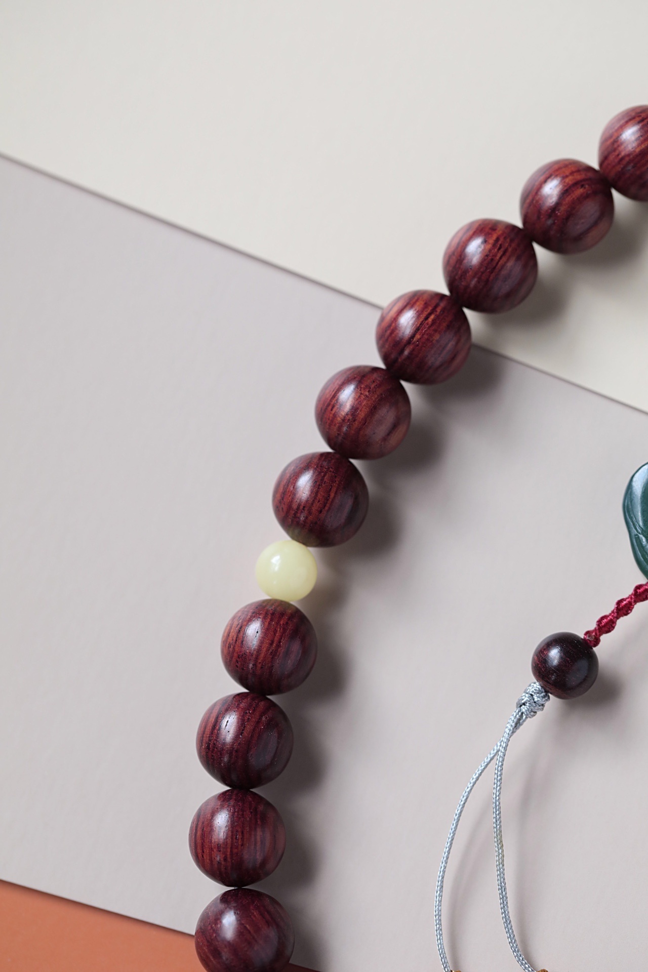 海黄『念汐』12mm29颗持珠海黄油梨老料，密度油性一流，虎皮纹，墨线清晰丰富，