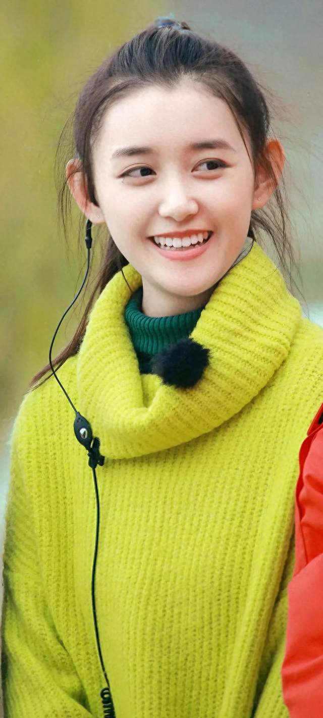 演员蒋依依和郭麒麟被传已经领证结婚，这消息一下就冲上了热搜