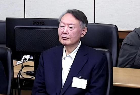 韩国政坛爆出了一个让全亚洲都目瞪口呆的惊天消息，身陷囹圄的韩国前总统尹锡悦，竟然