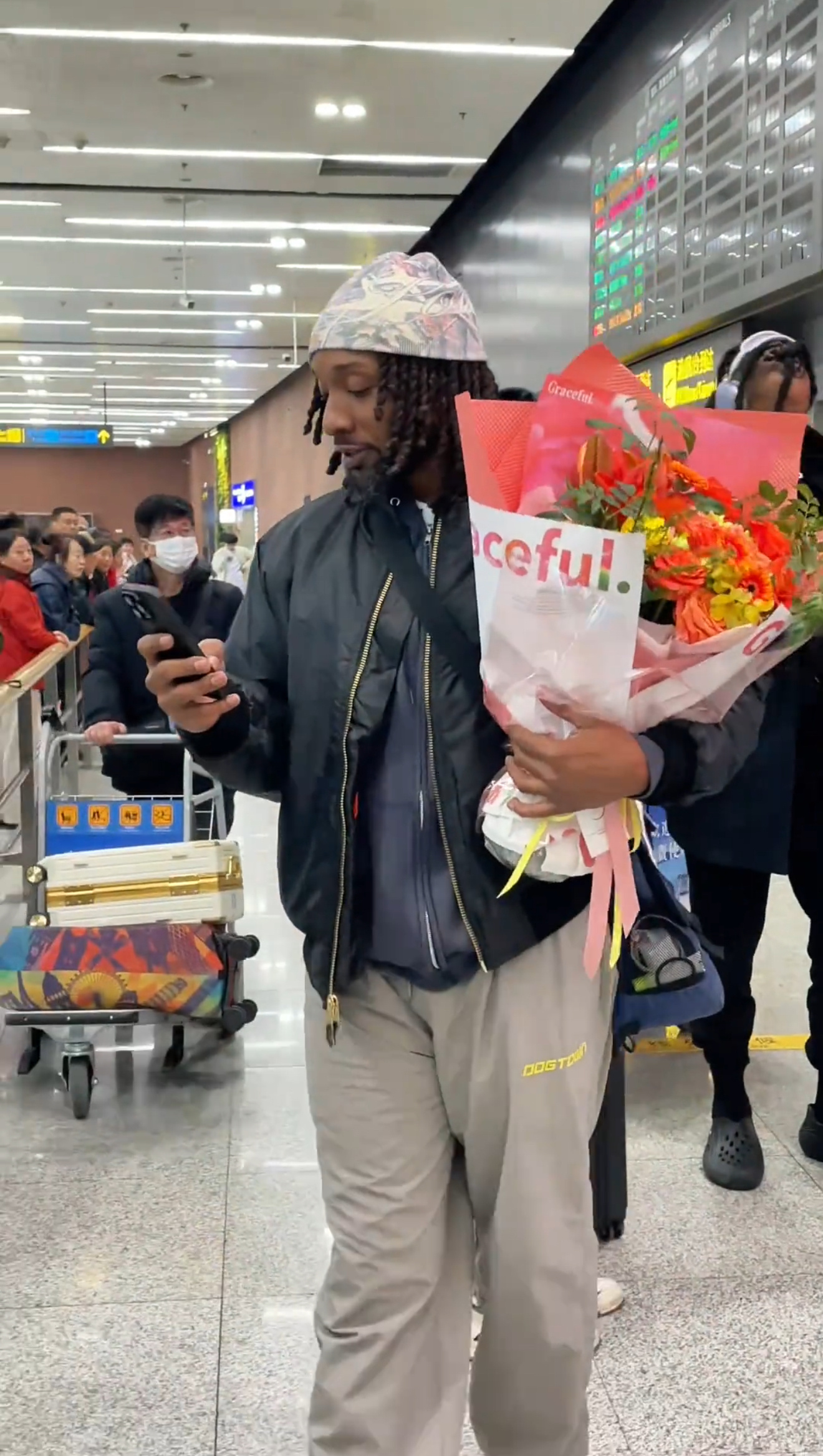 辽宁男篮已经到位三名外援：威尔斯、莫兰德、奥利弗金秋观赛季新赛季篮不住 ​​​