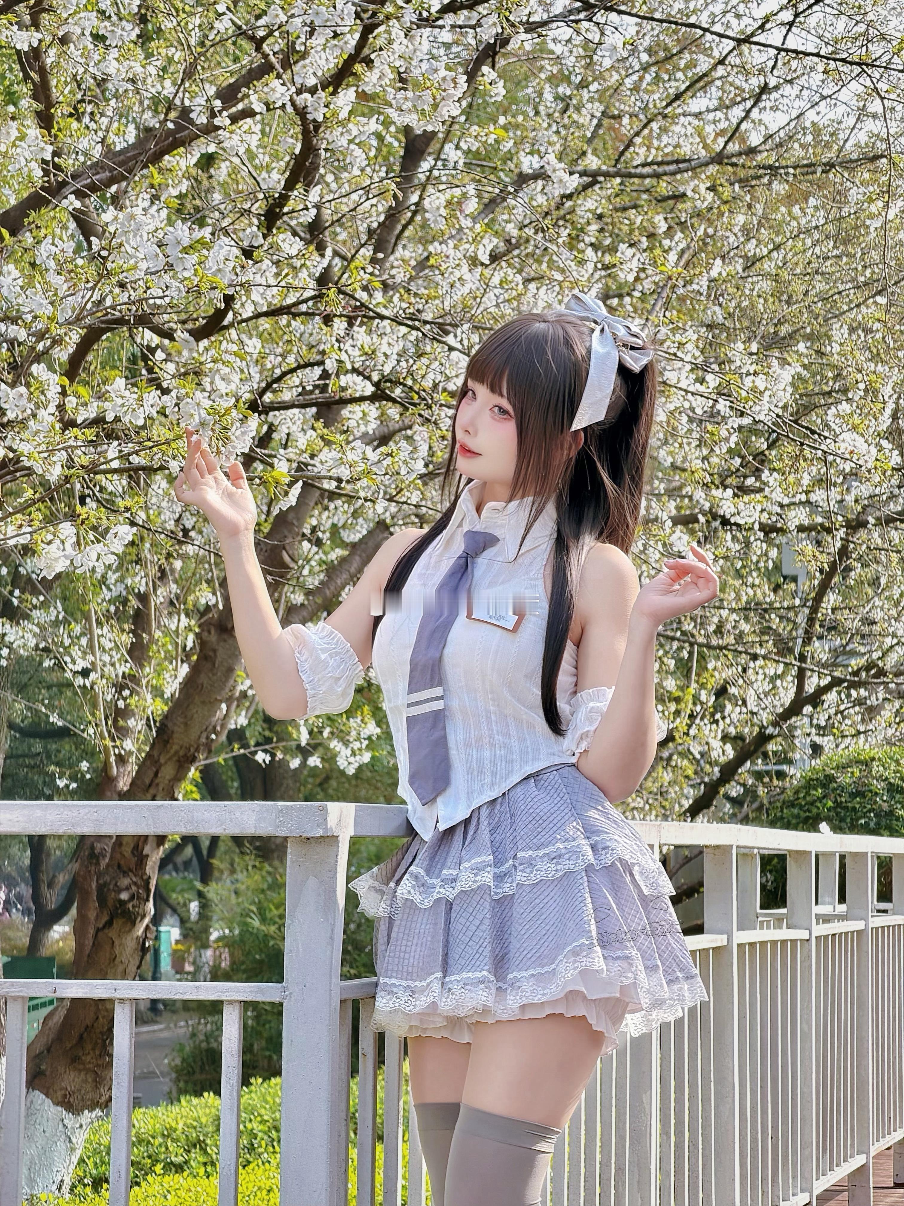 Neko_薇薇二次元cos大赏春日次元纪  春日花花