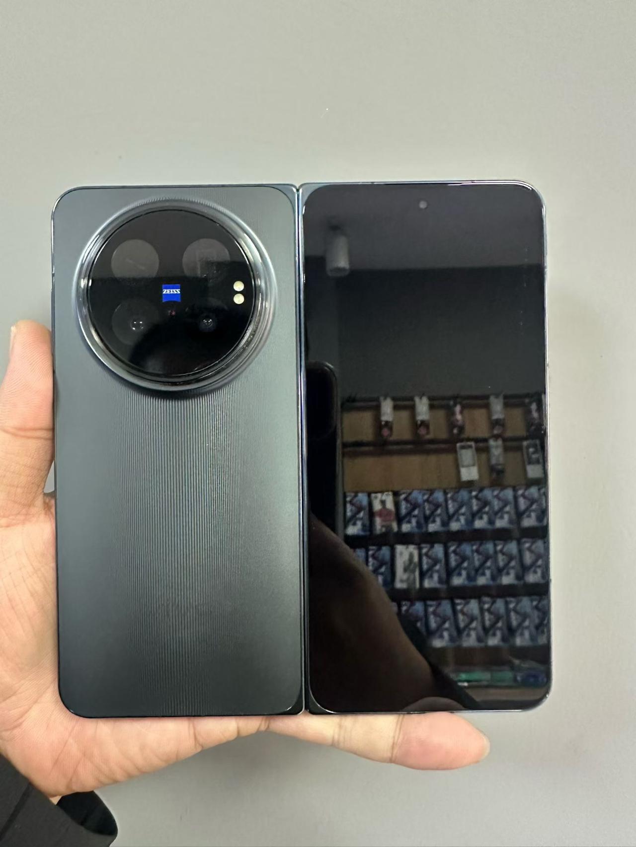 Xfold6  16+512 仅激活两个月 全套！vivo大折叠xfold6二手