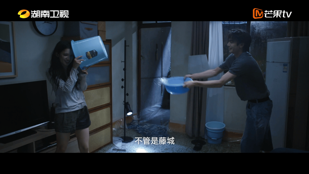 野狗骨头这才是我想看的现偶野狗骨头 宋威龙张婧仪把陈异苗靖演活了！回忆杀里藏着细