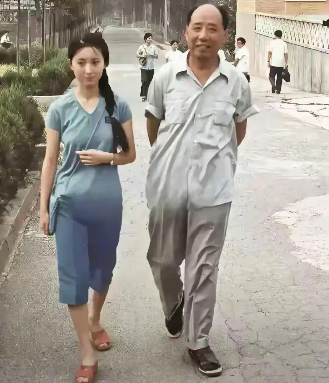 能认出他们二位的，就是骨灰级的粉丝了，可惜天妒英才，已经离开人世了，谁还记得他们