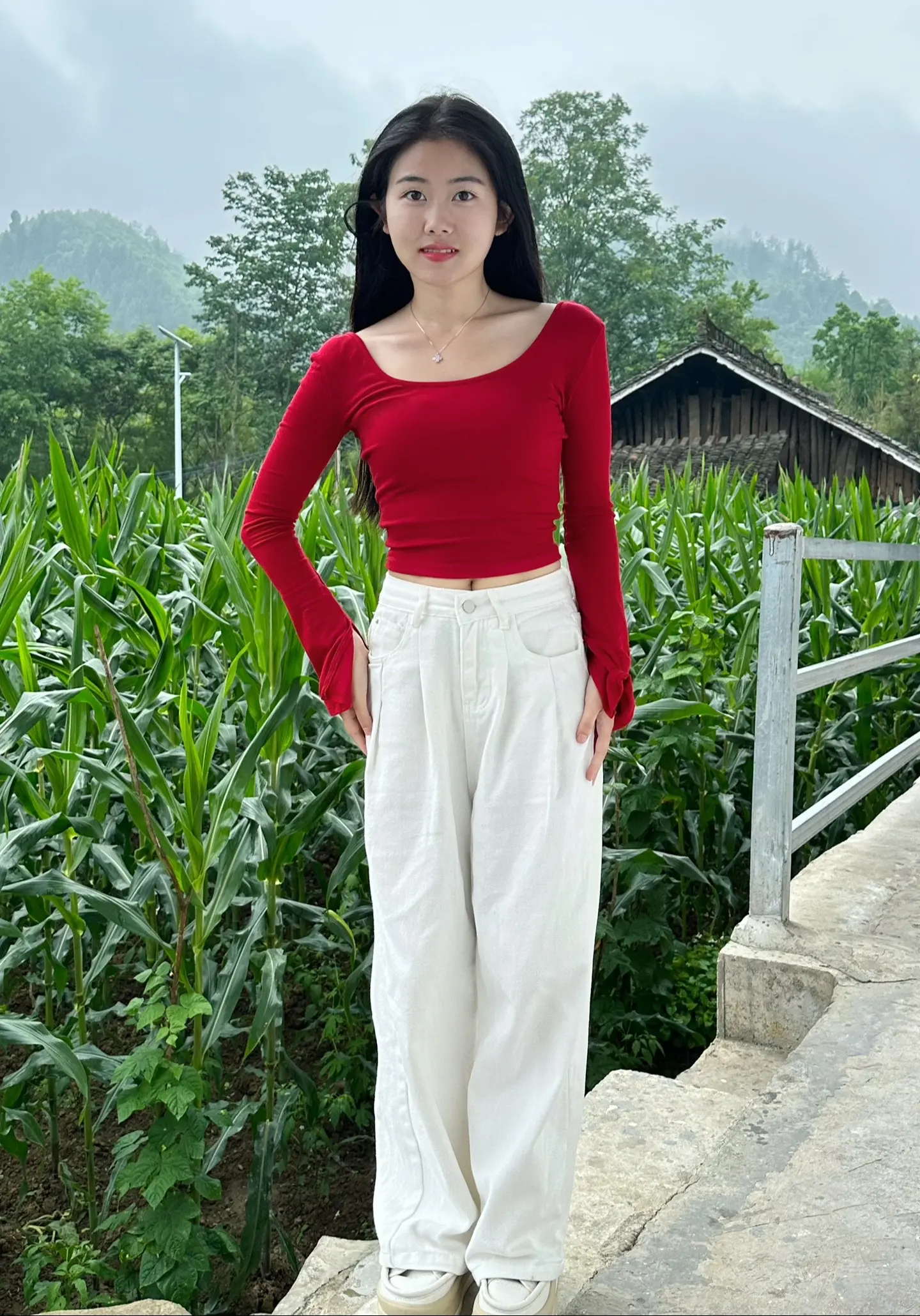 “承认吧 有我就是你的福气 能拥有我这么漂亮大方 可爱 迷人又爱作的女朋友 你的命真的嗄嗄的好”