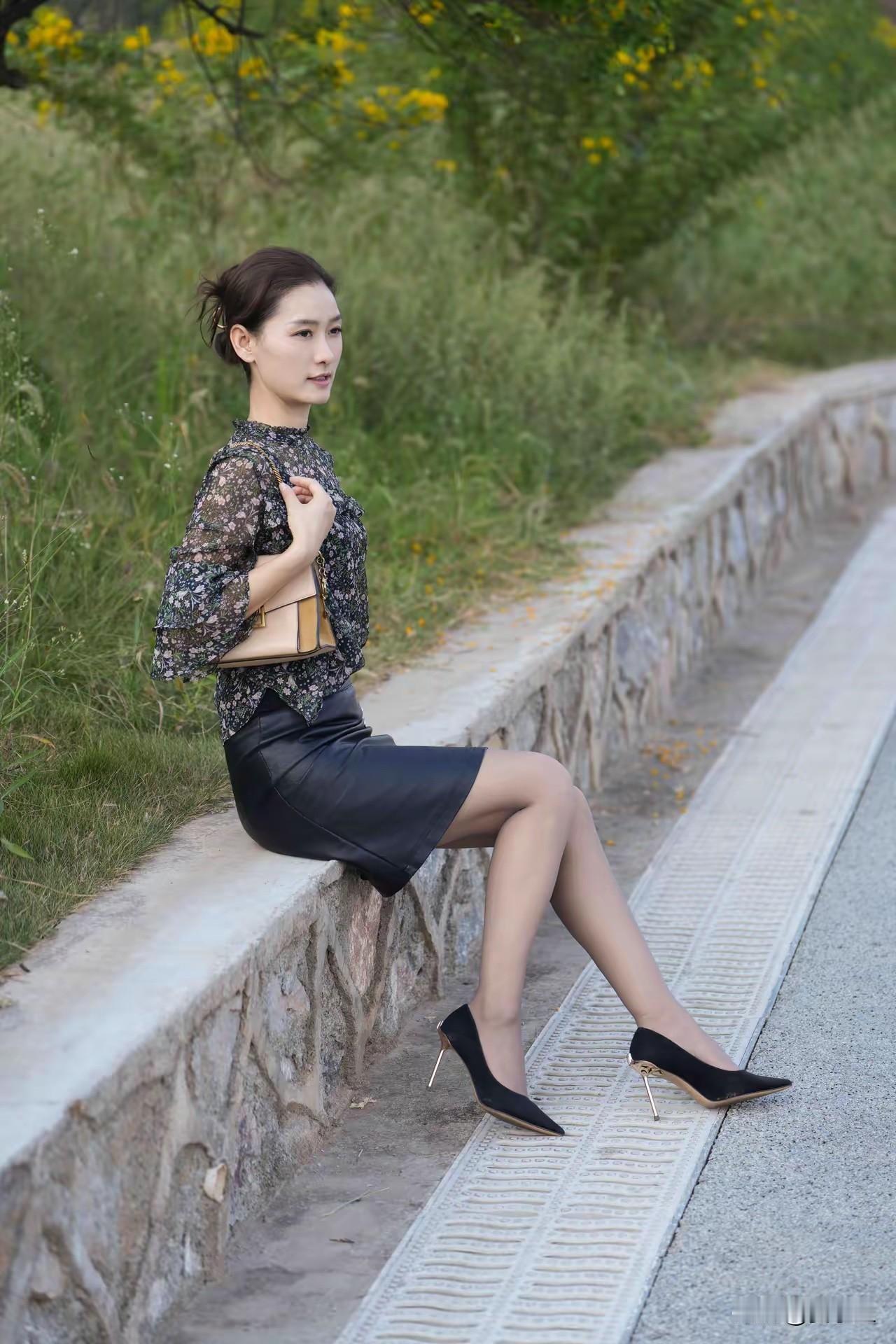 你可以拒绝，不要担心别人因此不喜欢你，
同样道理，你也要接受别人对你说不。