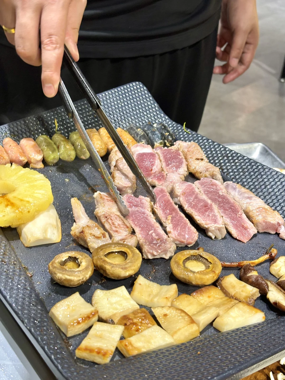 冒雨也来吃的水芹菜烤肉…石家庄有了…
