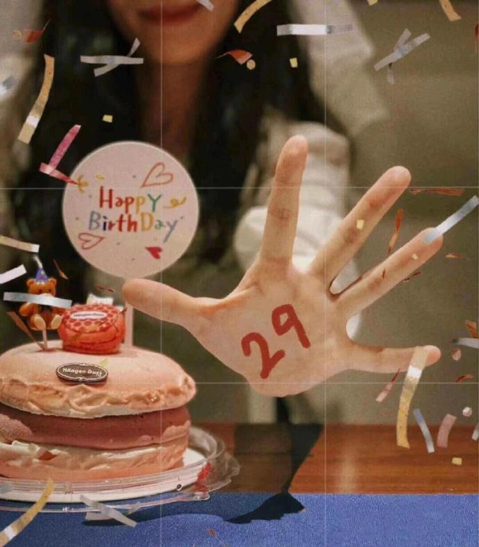 存一些生日创意拍照姿势🎂 ​​​