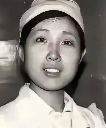 1999年，黑龙江一名19岁护士捡回个10岁男孩，为了养他12年不敢恋爱结婚。男